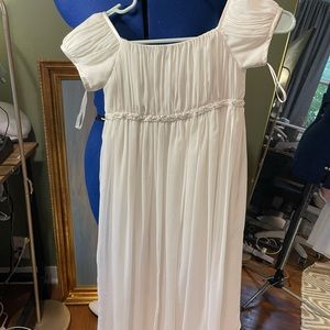 David’s Bridal Flower Girl Dress/ Communion Dress White